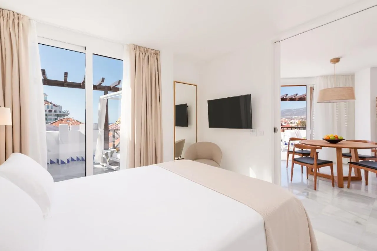 Santiago Aparthotel Playa de las Americas